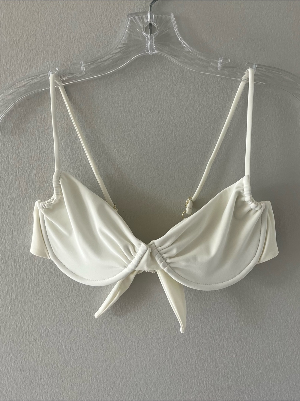 Nyud Sloane Bikini top in Avorio